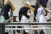Ilustrasi lulusan perguruan tinggi mencari pekerjaan. BPS mencatat 20.878 sarjana di wilayah Tangerang Raya belum bekerja. (FOTO : IST)