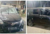 Mobil Toyota Calya hitam yang digunakan para pelaku tampak mengalami kerusakan setelah diamuk massa. (foto :ist)