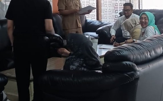 Anggota Komisi III DPRD Kota Tangerang Selatan saat melakukan kunjungan kerja ke DPRD Kota Tangerang 