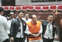 Mantan pejabat pajak Muhammad Haniv saat menjalani pemeriksaan di KPK terkait dugaan gratifikasi senilai Rp20,7 miliar Foto : Istimewa