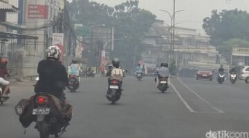 Kabut Asap Jambi Kembali Pekat, Asap dari Sumsel Ikut Terbawa Angin